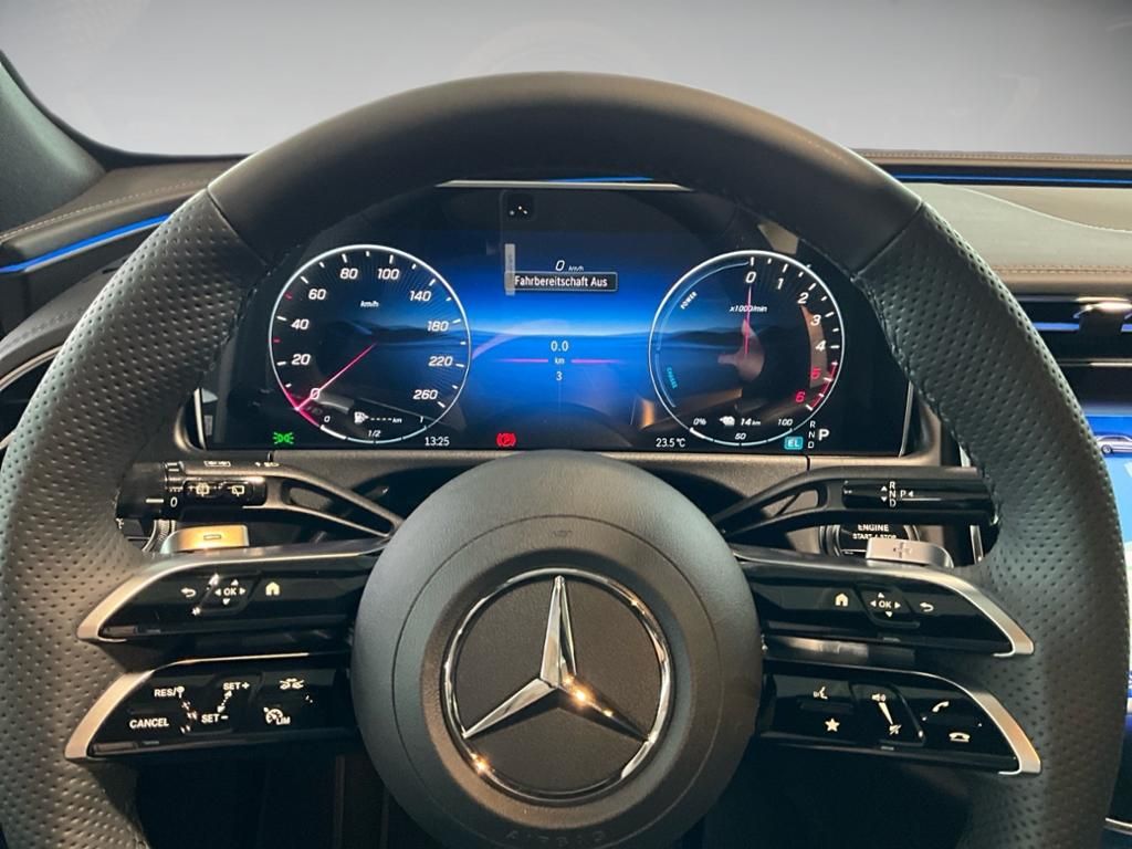 Mercedes-Benz E 300 2025