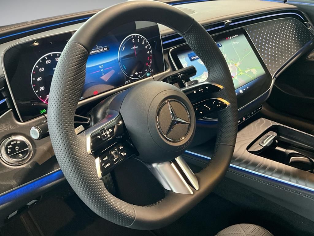 Mercedes-Benz E 300 2025