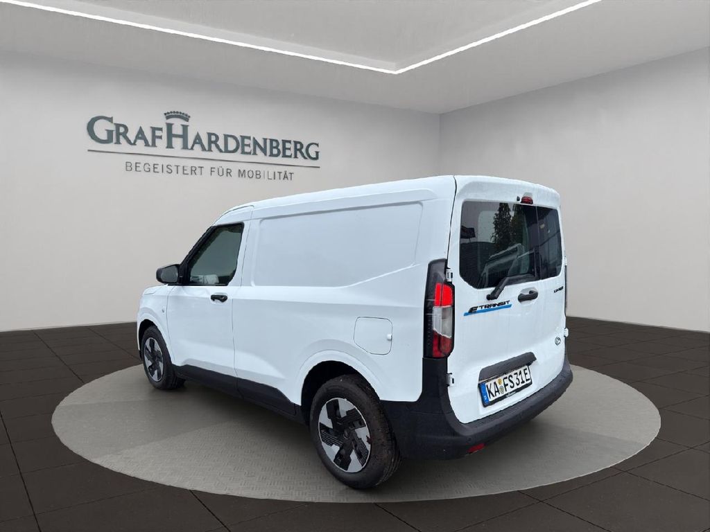 Ford Transit Courier 2025