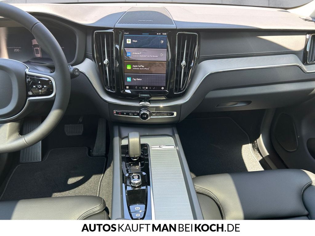 Volvo XC60 2025