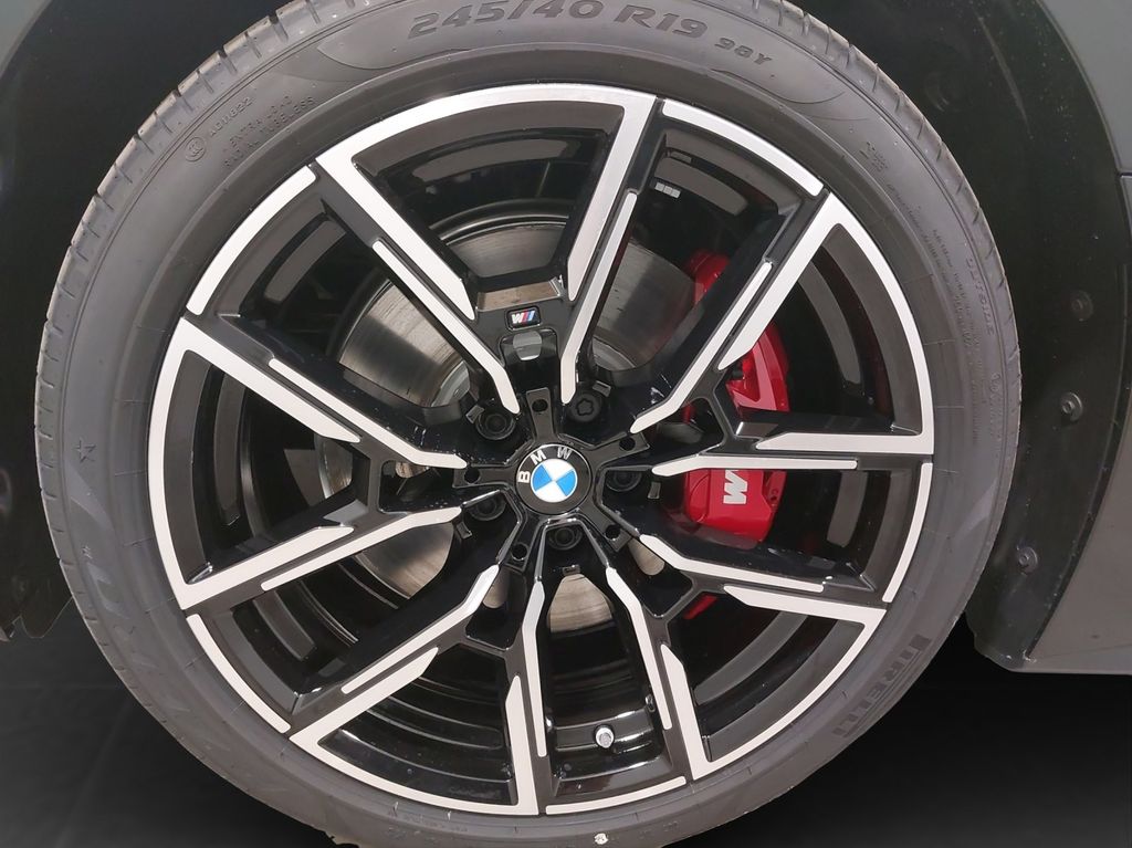 BMW i4 2025