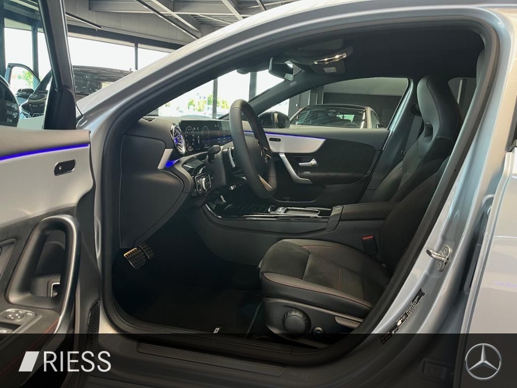 Mercedes-Benz A 250 2025