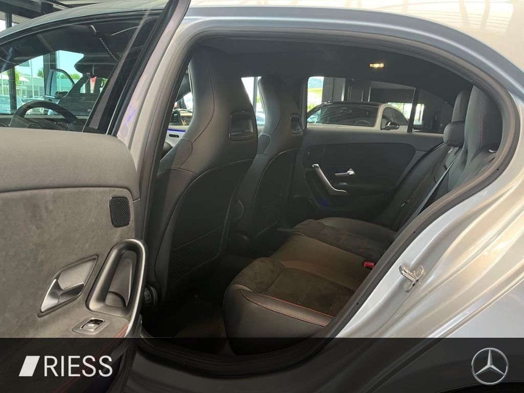 Mercedes-Benz A 250 2025