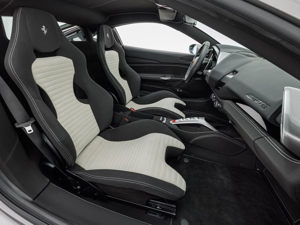 Ferrari 488 GTB 2018