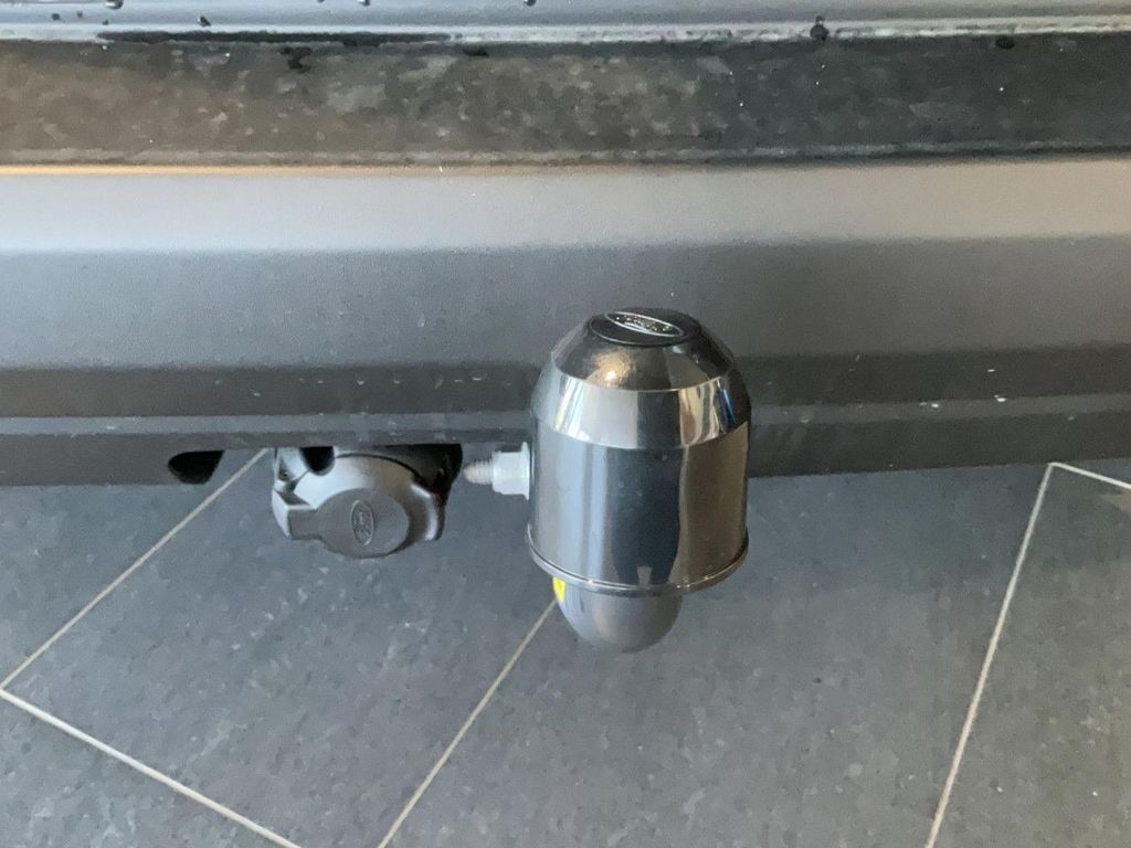 Ford Tourneo Courier 2025