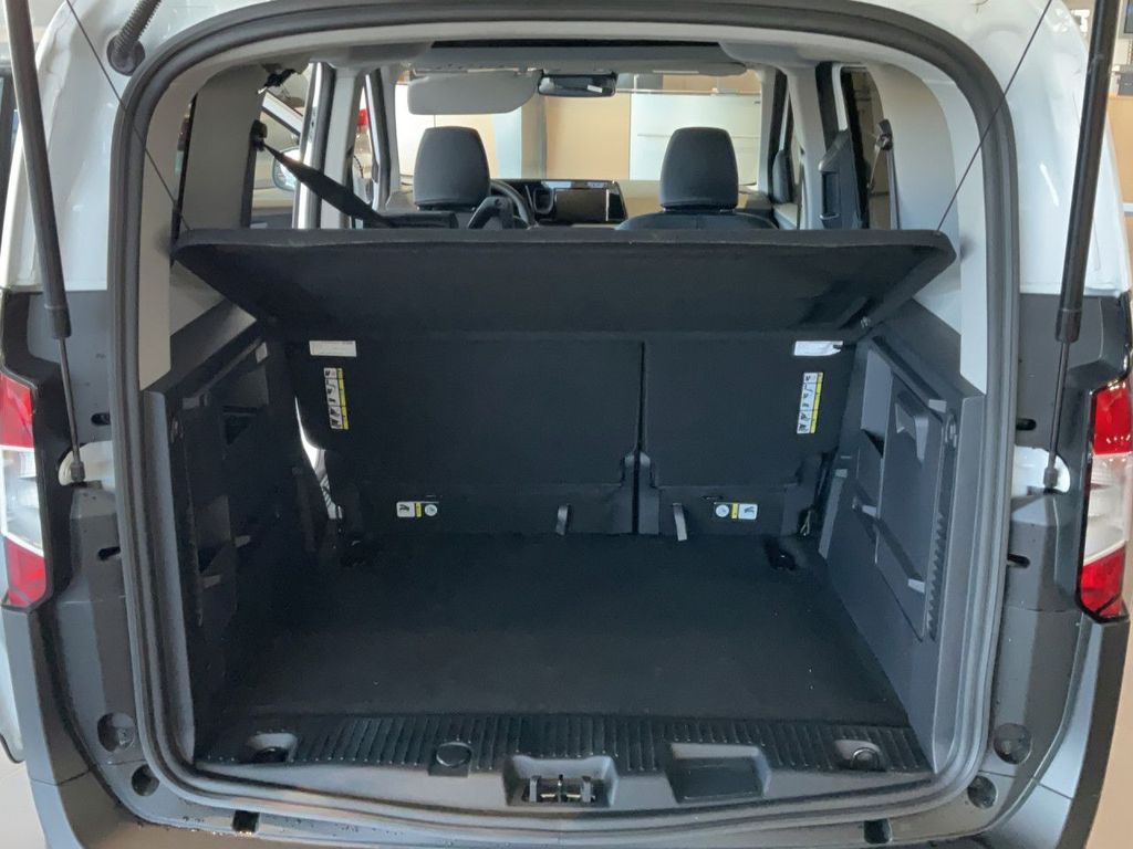 Ford Tourneo Courier 2025