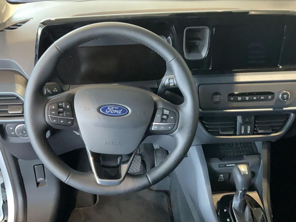 Ford Tourneo Courier 2025