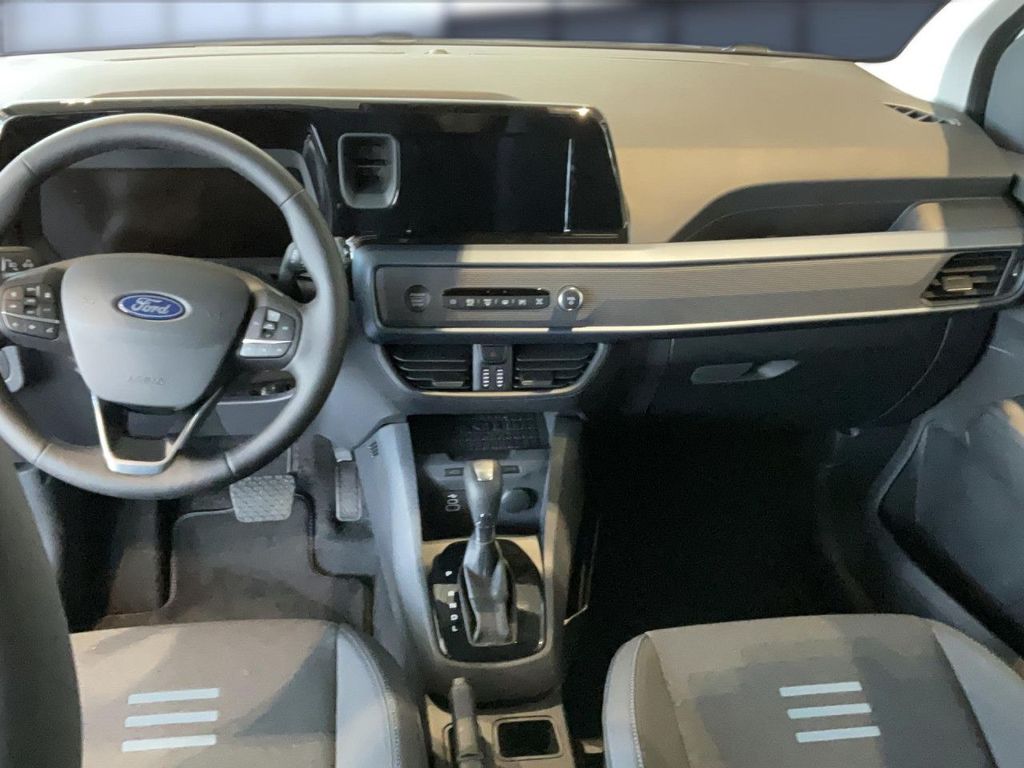 Ford Tourneo Courier 2025