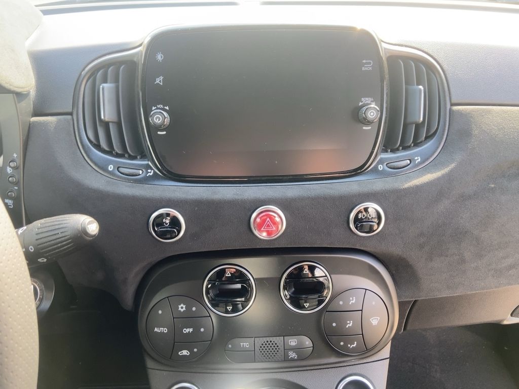 Abarth 695 2024