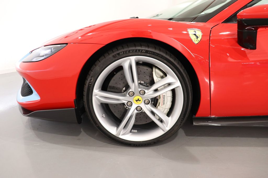Ferrari 296 GTS 2022