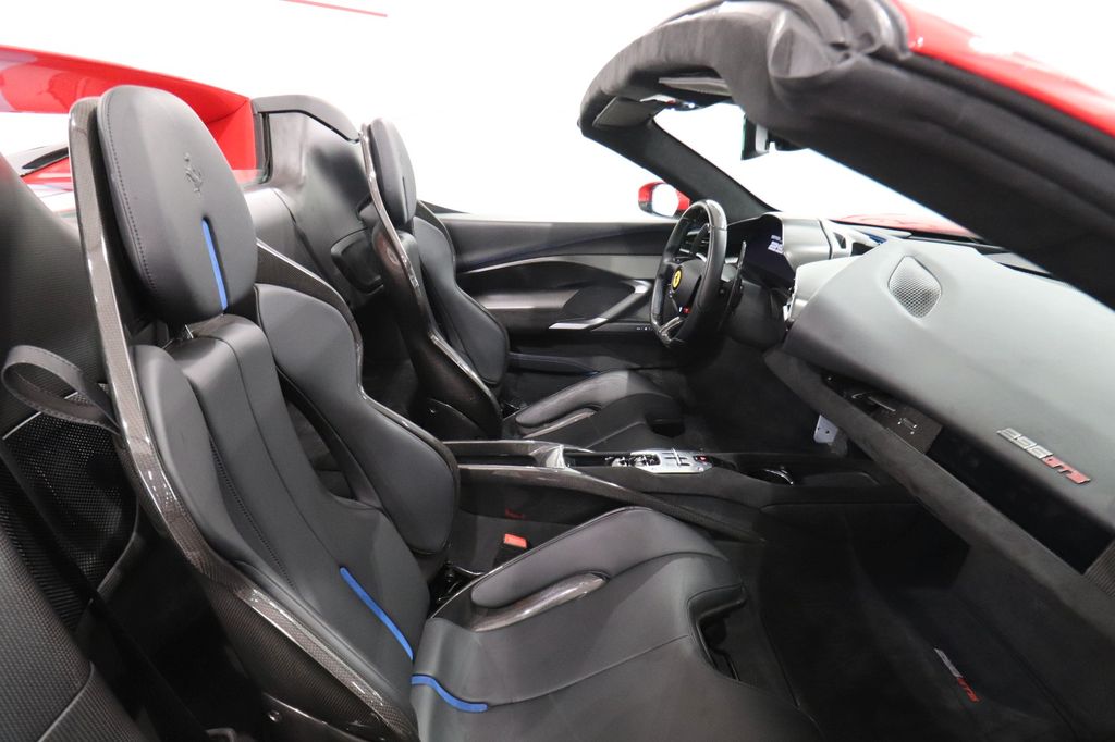 Ferrari 296 GTS 2022