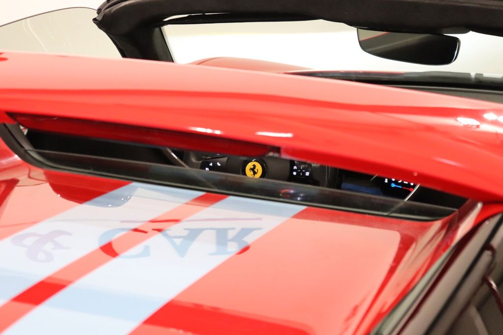 Ferrari 296 GTS 2022