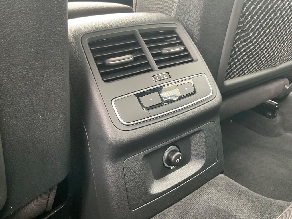Audi A4 2021