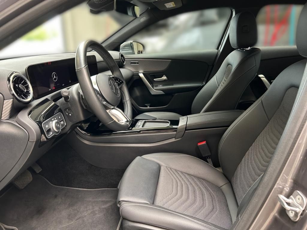 Mercedes-Benz A 180 2024