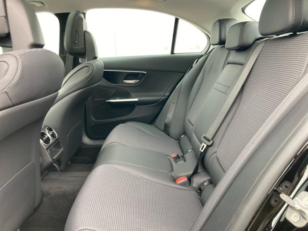 Mercedes-Benz C 300 2024
