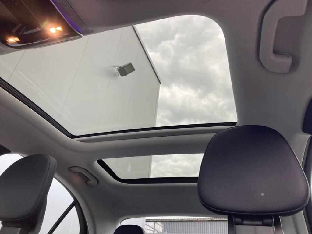 Mercedes-Benz C 300 2024