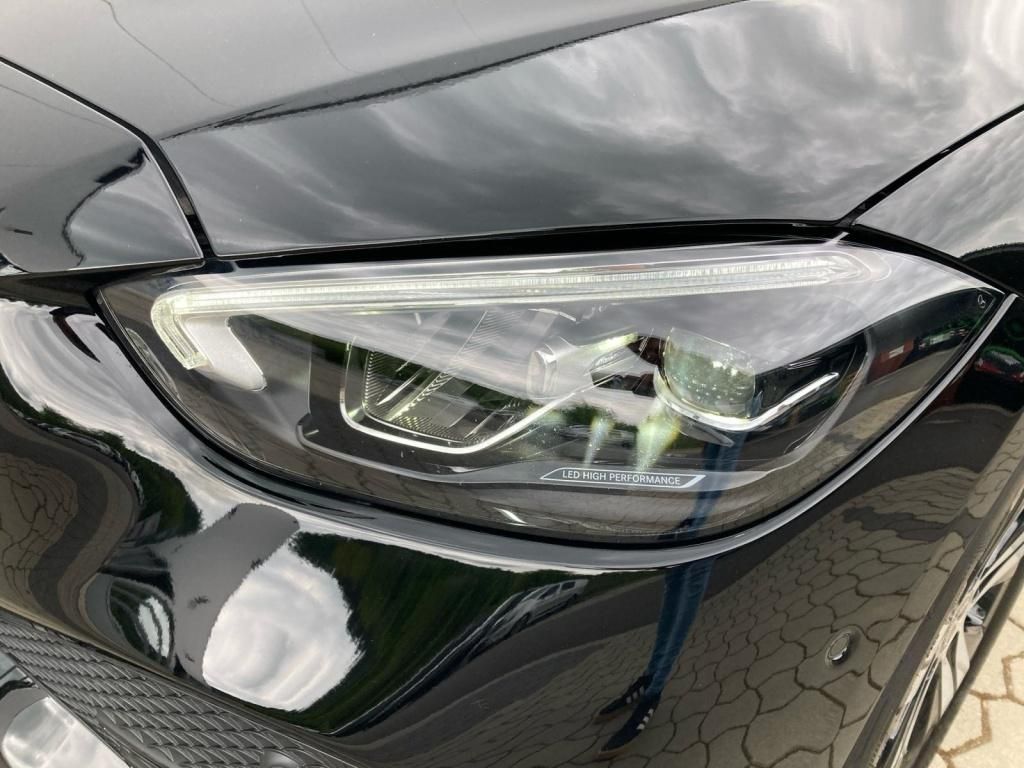 Mercedes-Benz C 300 2024