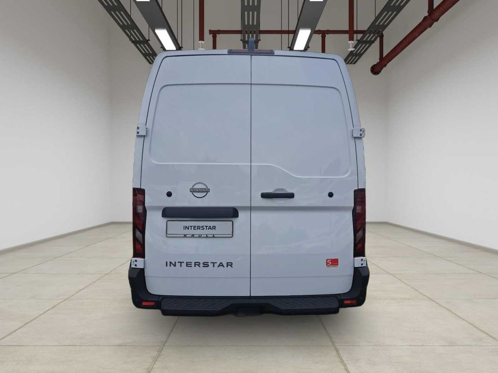 Nissan Interstar