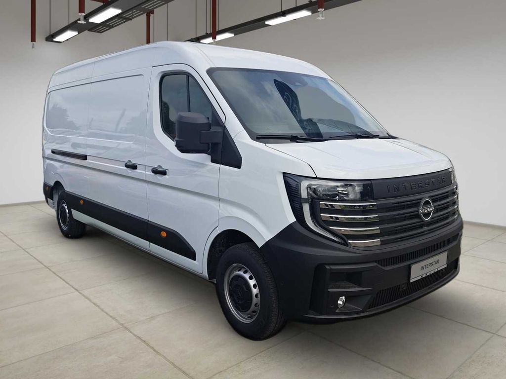 Nissan Interstar