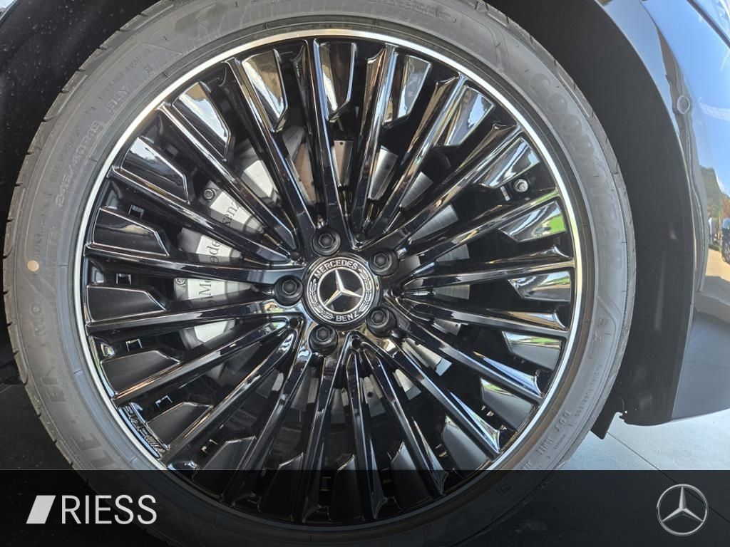 Mercedes-Benz CLE 200 2025