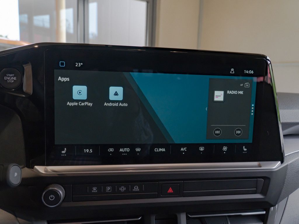 Volkswagen T7 Caravelle