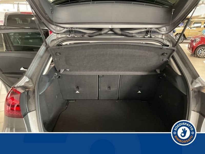 Mercedes-Benz A 180 2024