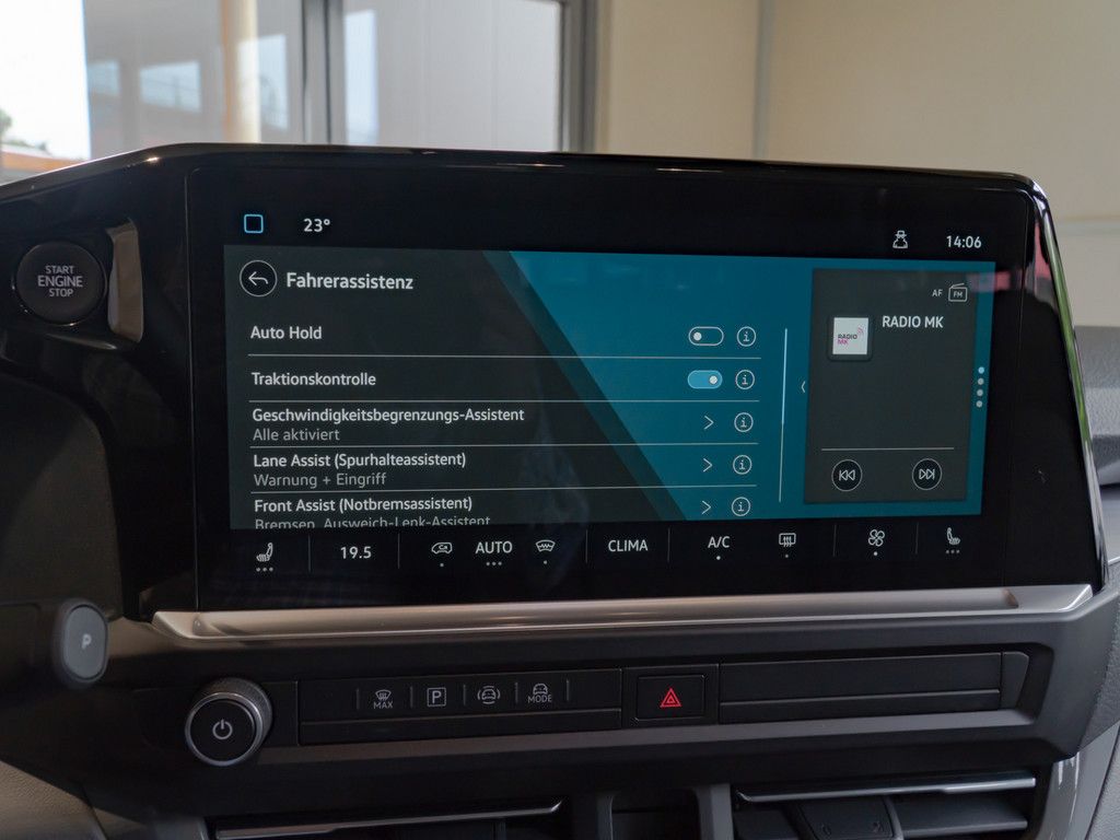 Volkswagen T7 Caravelle