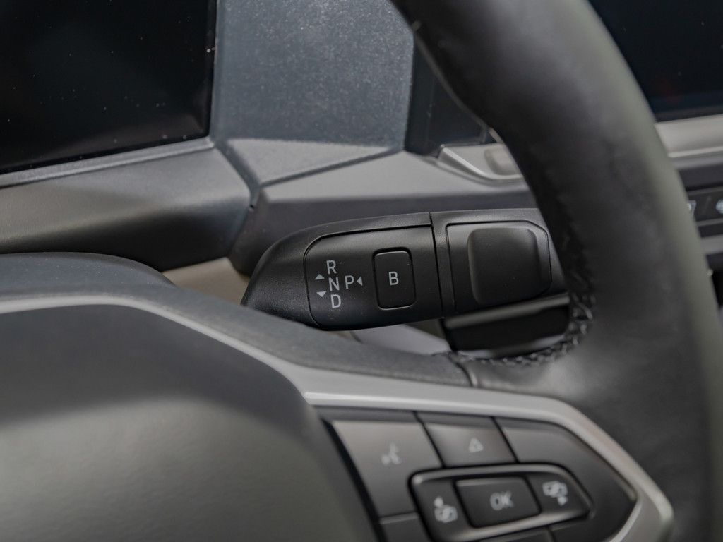 Volkswagen T7 Caravelle