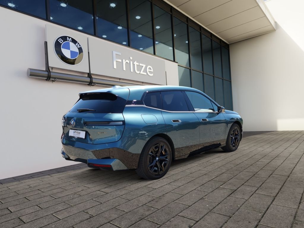 BMW iX 2023