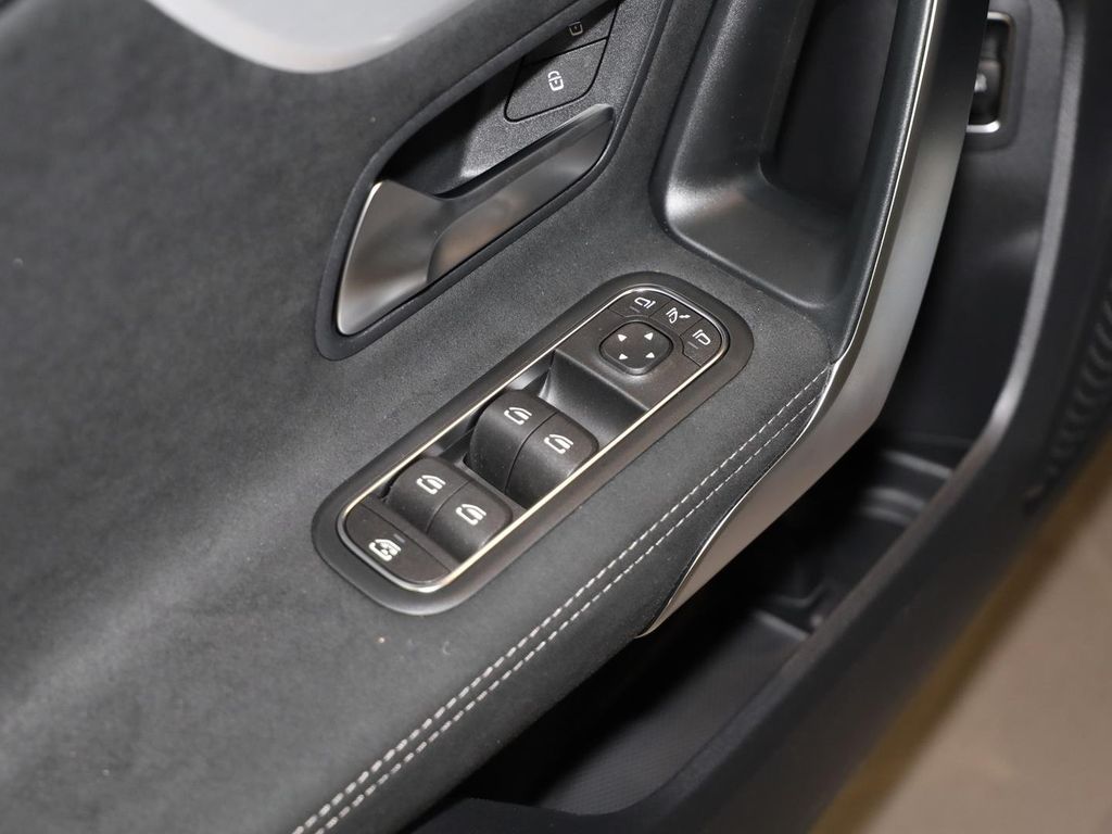 Mercedes-Benz A 250 2025