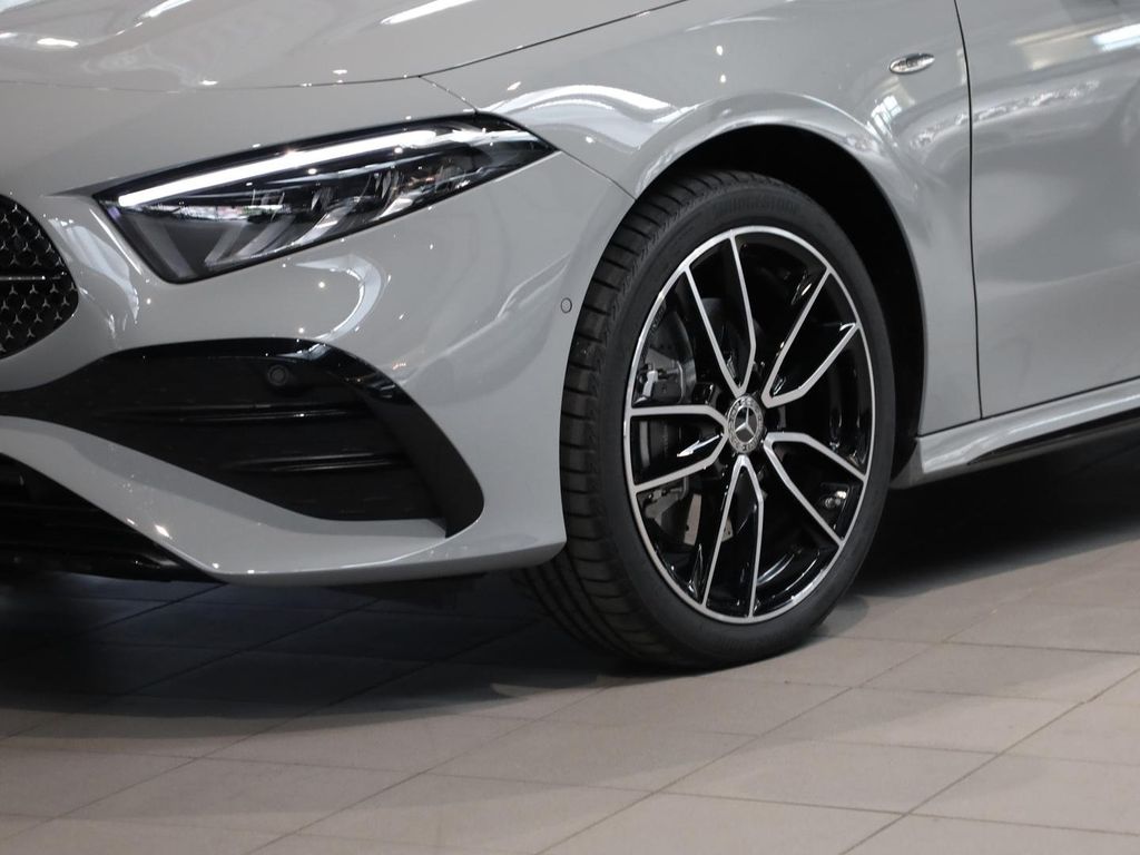 Mercedes-Benz A 250 2025