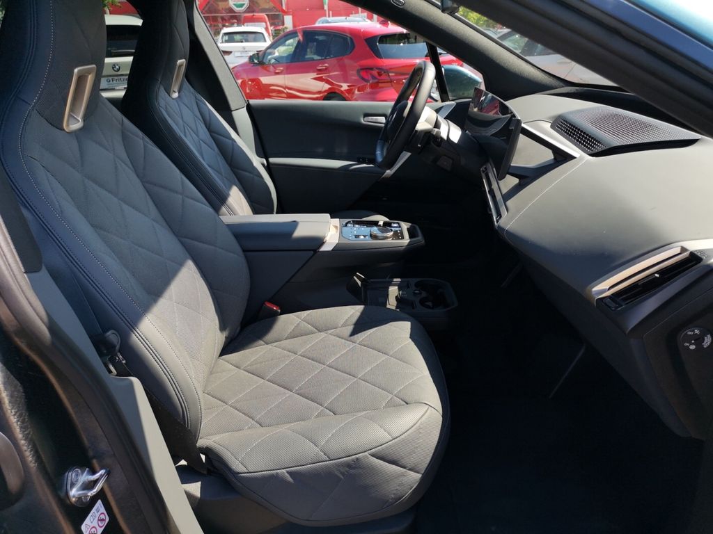 BMW iX 2023