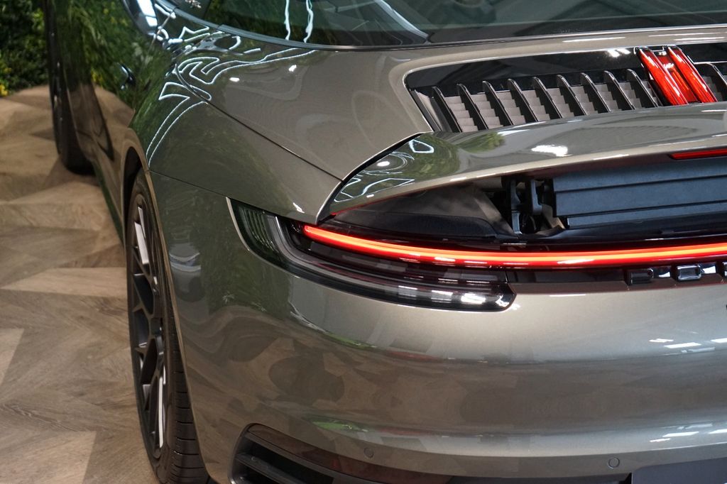 Porsche 911 2021