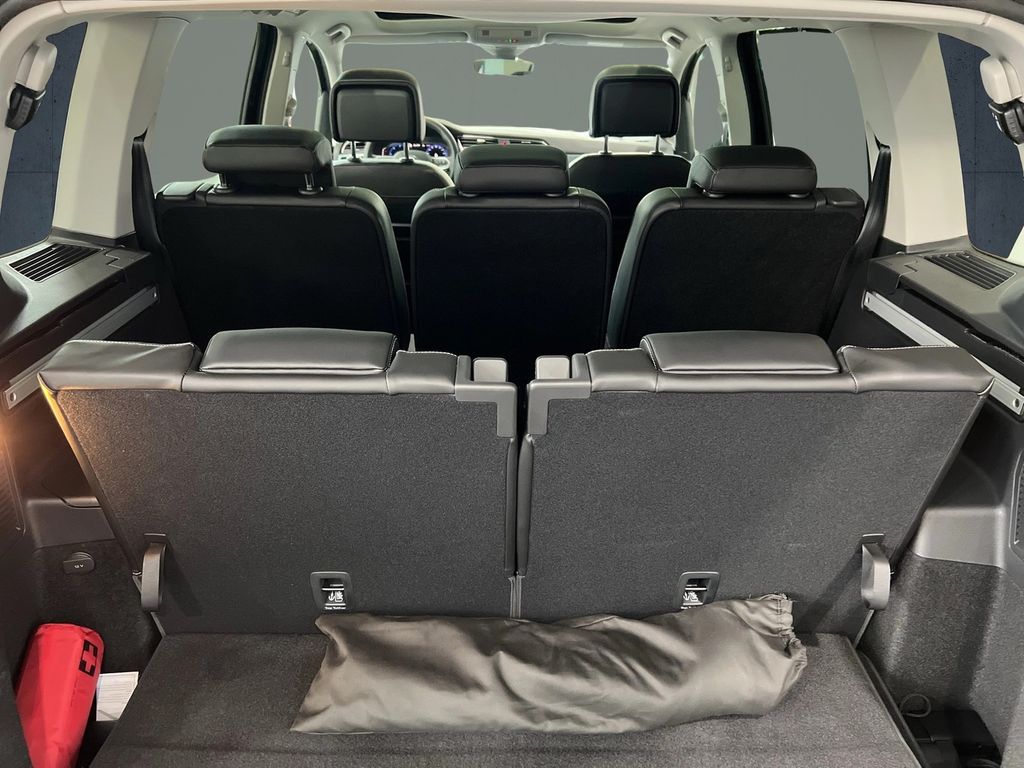 Volkswagen Touran 2025