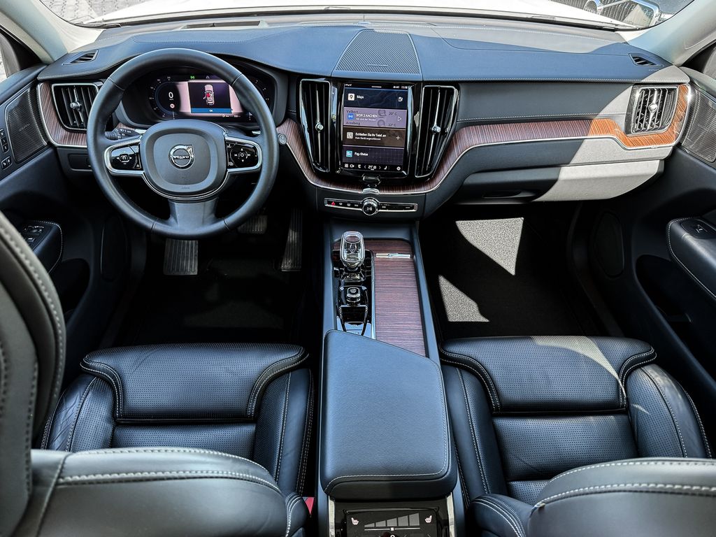 Volvo XC60 2023