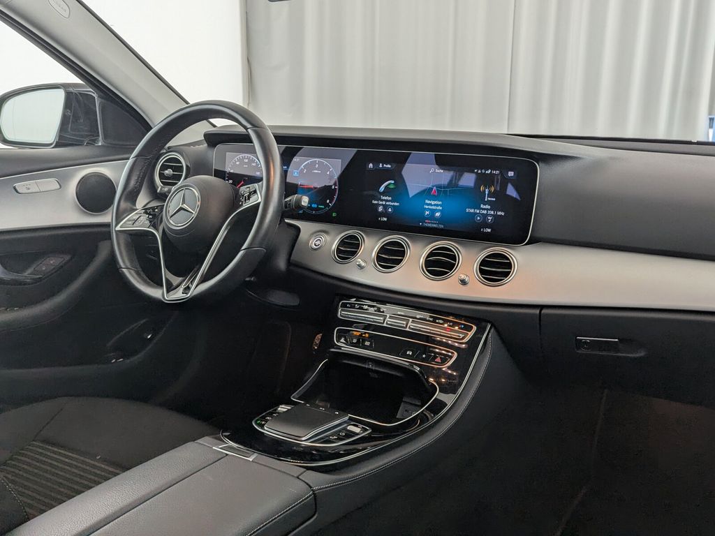 Mercedes-Benz E 220 2022