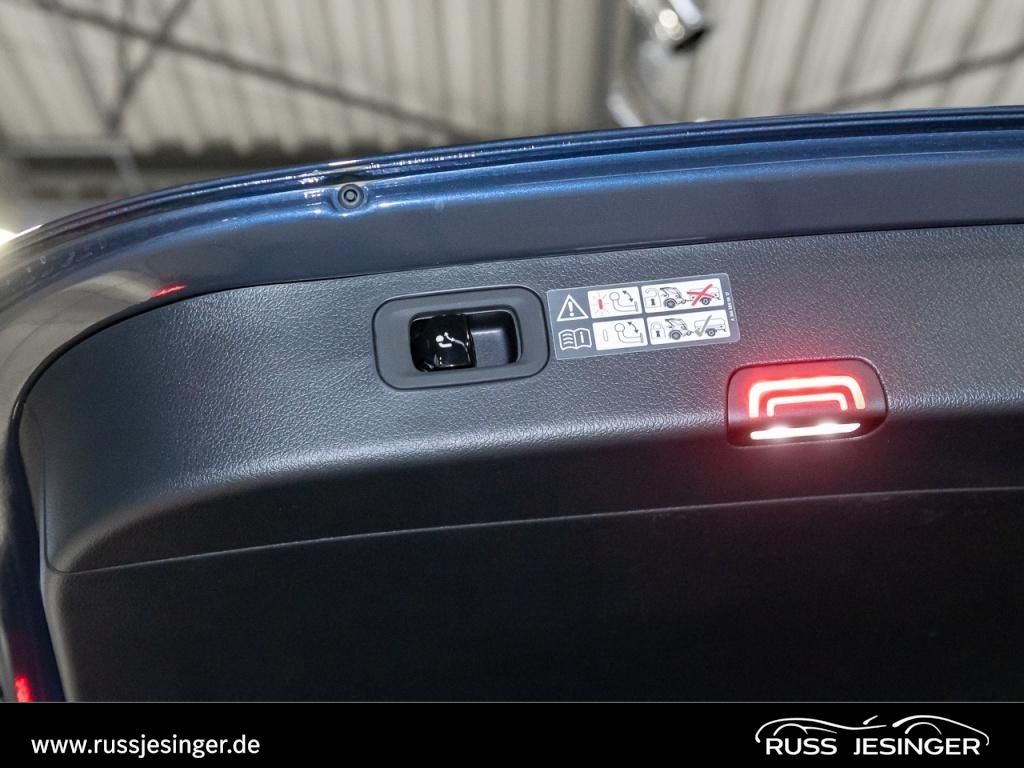 Mercedes-Benz C 300 2024