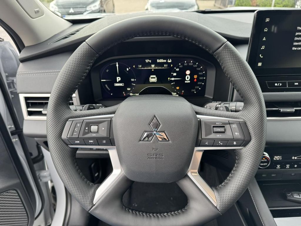 Mitsubishi Outlander 2025