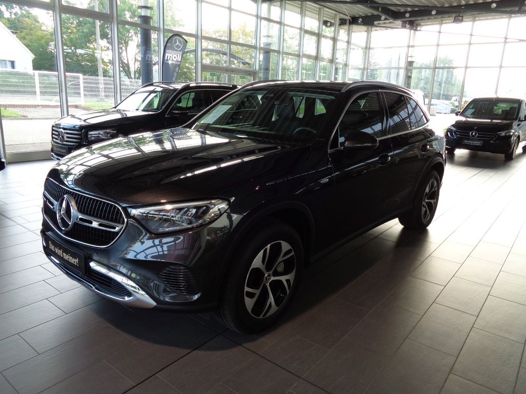 Mercedes-Benz GLC 300 2025