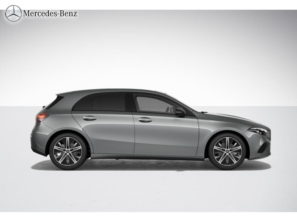 Mercedes-Benz A 200 2025