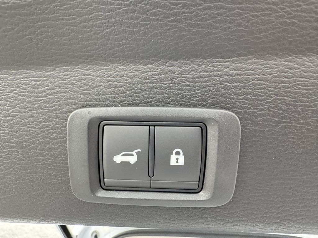 Mitsubishi Outlander 2025