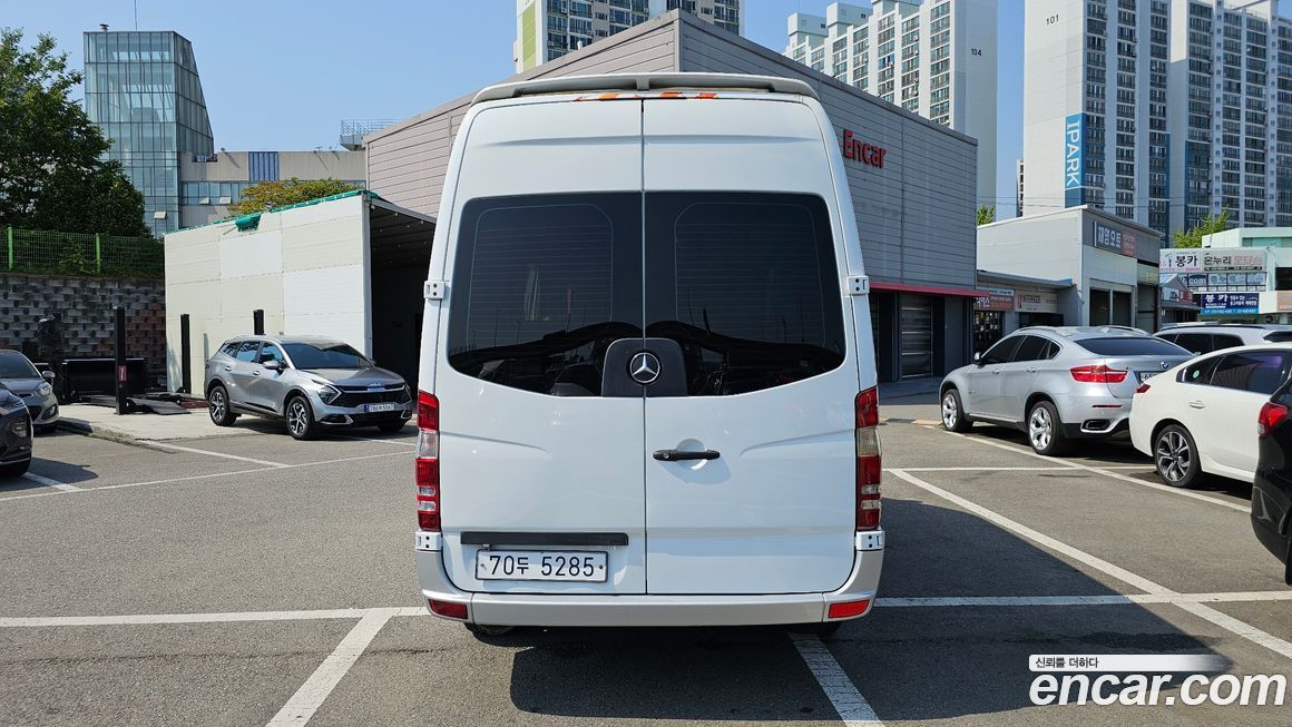 Mercedes-Benz Sprinter 2013