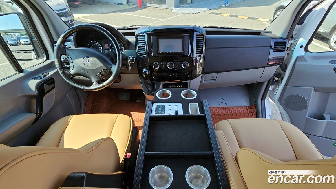 Mercedes-Benz Sprinter 2013