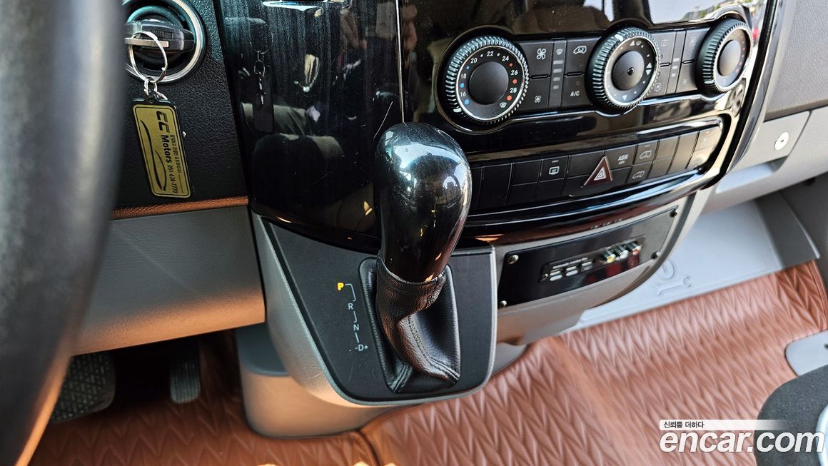 Mercedes-Benz Sprinter 2013