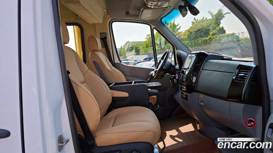 Mercedes-Benz Sprinter 2013
