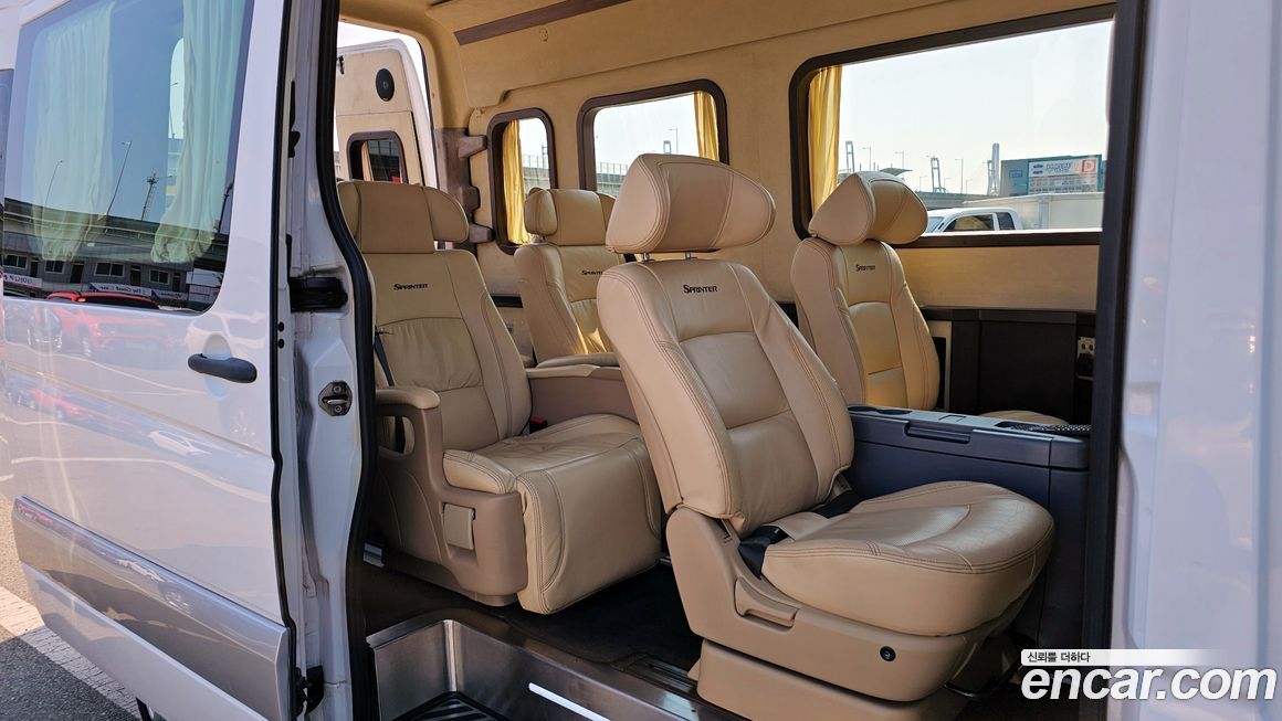 Mercedes-Benz Sprinter 2013