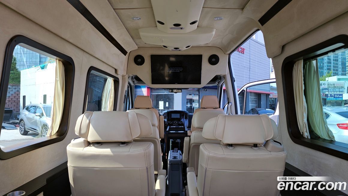 Mercedes-Benz Sprinter 2013