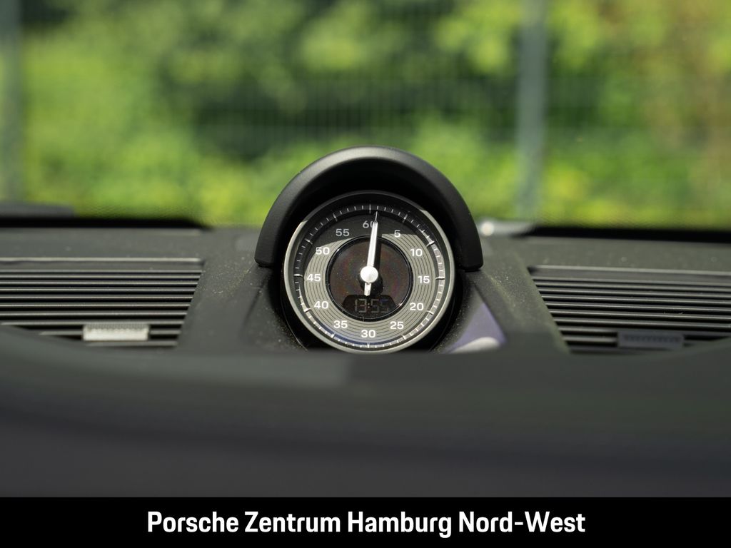 Porsche 992 2025
