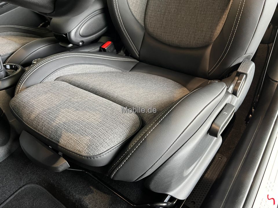 MINI Cooper S Cabrio 2024