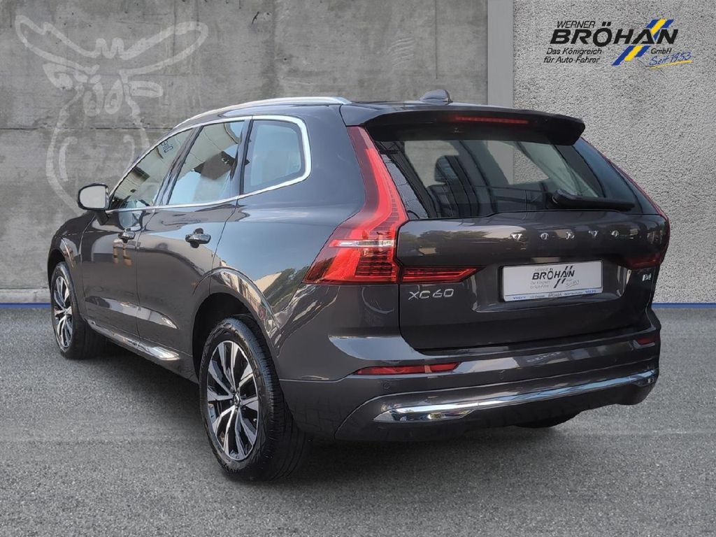Volvo XC60 2022